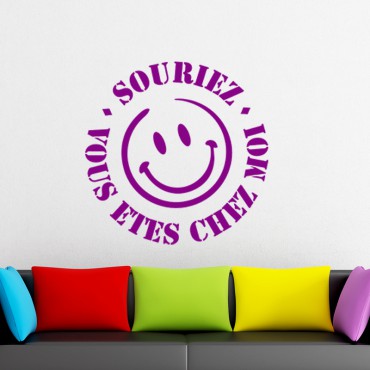 Sticker Souriez,vous êtes chez moi - stickers citations & stickers muraux - fanastick.com